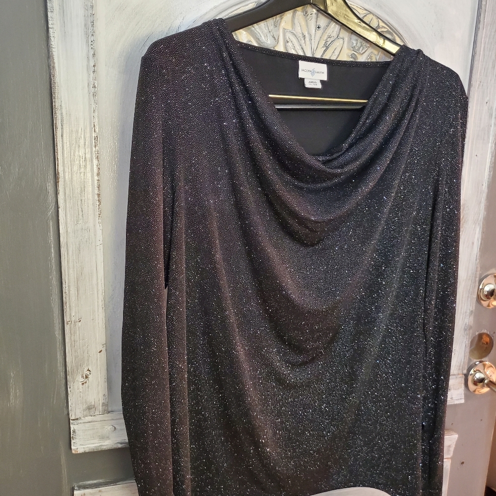 Blouse - Picture 2 of 4